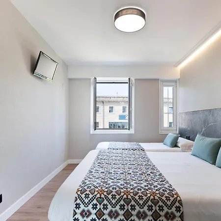 Pr 25 De Julio Πανσιόν