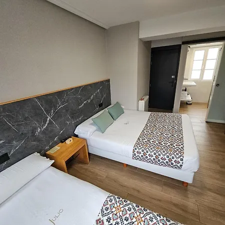 Πανσιόν Pr 25 De Julio 3*